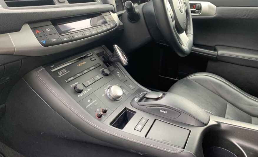 Lexus CT 200h 1.8 SE-L Premier CVT 5dr